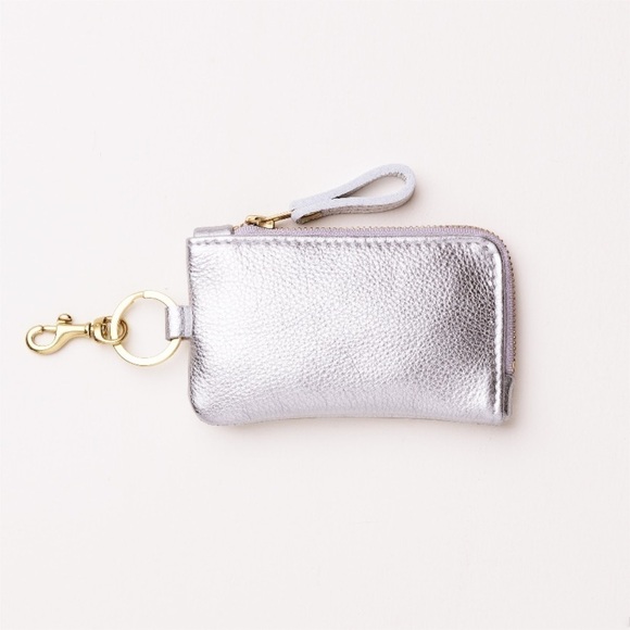 Jilly Designs Zip Around Wallet Pouch Wristlet Silver Metallic / Antique Brass - Picture 3 of 14